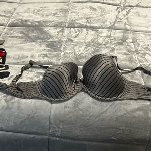 38DD La vie en Rose grey bra
